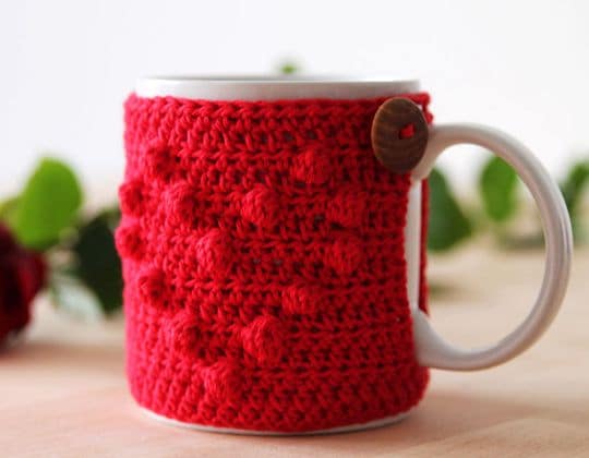 Crochet I heart u mug cozy Free Pattern