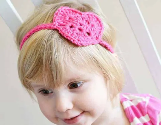 Crochet Heart Headwrap free pattern