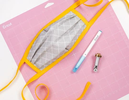 Cricut N95 Mask Cover free sewing pattern