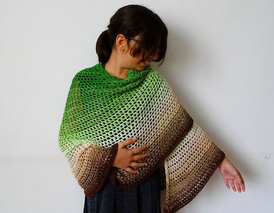 Crochet Emerald Isle Butterfly Shawl free pattern