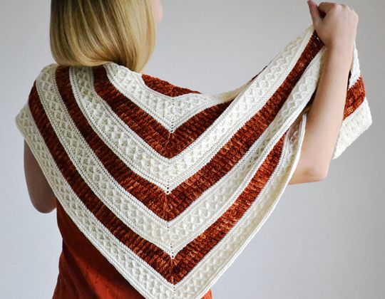 Crochet Mindfulness Shawl free pattern