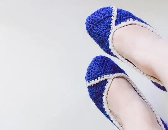 Crochet Lizzie Slippers free pattern