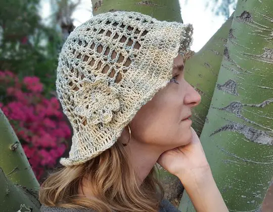 Crochet Hazy Daze Hat free pattern