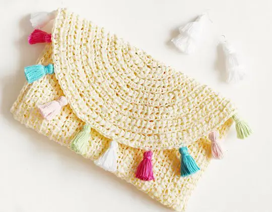 Crochet Evelyn Summer Clutch easy pattern