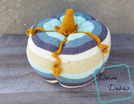 Crochet That’s a Big Pumpkin, Charlie Brown free pattern - Crochet Pattern for Halloween