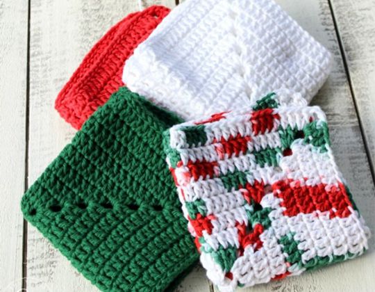 Crochet Christmas Granny Square Dishcloths free pattern - Crochet Pattern for Dishcloth