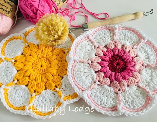 Crochet Starburst Daisy Dishcloth free pattern - Crochet Pattern for Dishcloth