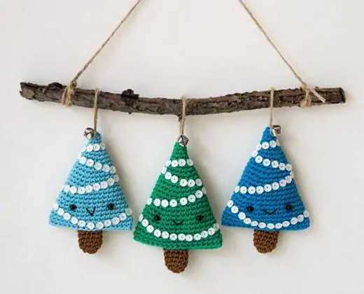 crochet Alberelli Christmas Decoration free pattern